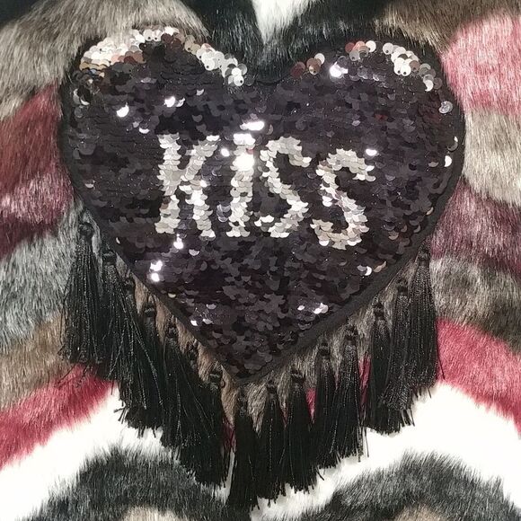 Faux Fur Coat - Picture 4 of 7